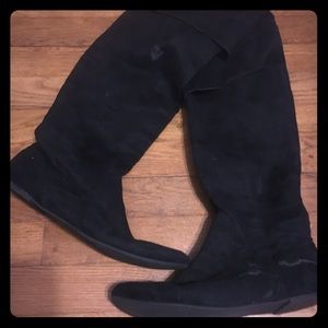 Knee high flat boots with fold over design